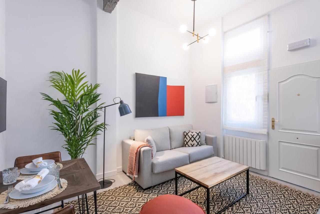 Ferienwohnung Apartamento Con Estilo En La Elipa Madrid Exterior foto